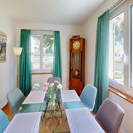 4 Zimmerwohnung Mit Grossem Garten