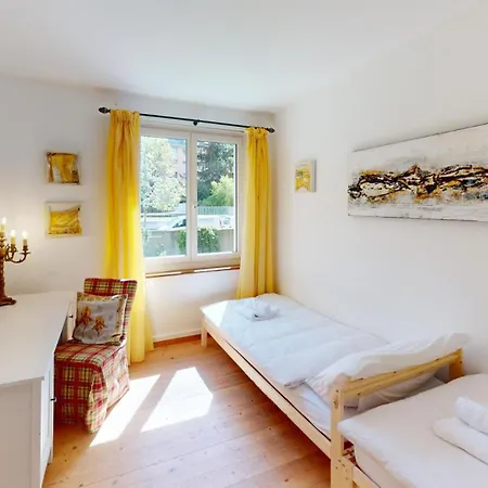Daire 4 Zimmerwohnung Mit Grossem Garten *